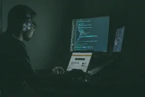Vibe Coding e Cybersecurity: sviluppare con l’AI senza compromettere la sicurezza 🔐